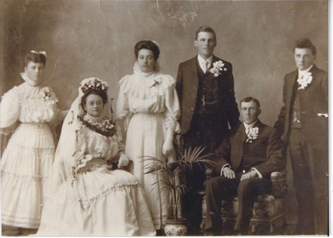 AuntLydia_UncleAdolf_SACK_DIGULLA